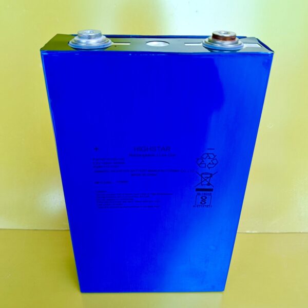 Highstar Grade A 3.2V 100Ah LiFePo4 Prismatic Cell Capacity 110+ Ah