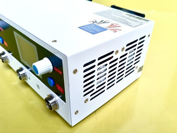 4 Channel Cell Charge/Discharge Machine 50A/50A