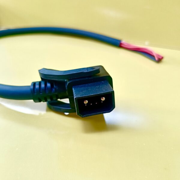 Okinawa Battery Connector male